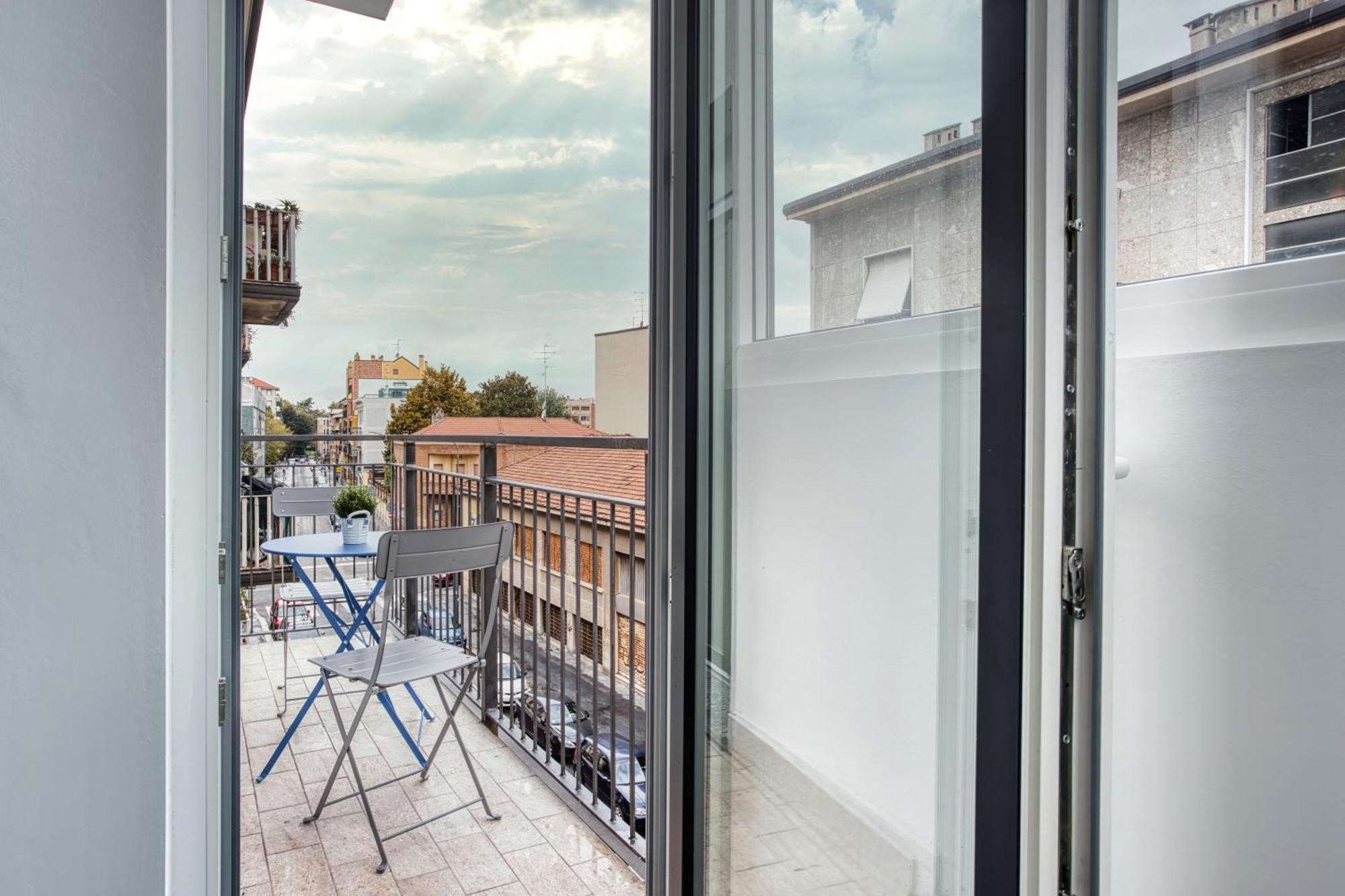Sleek City Abode In Maciachini Milan Extérieur photo
